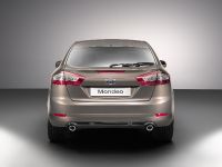 Ford Mondeo (2011) - picture 4 of 35