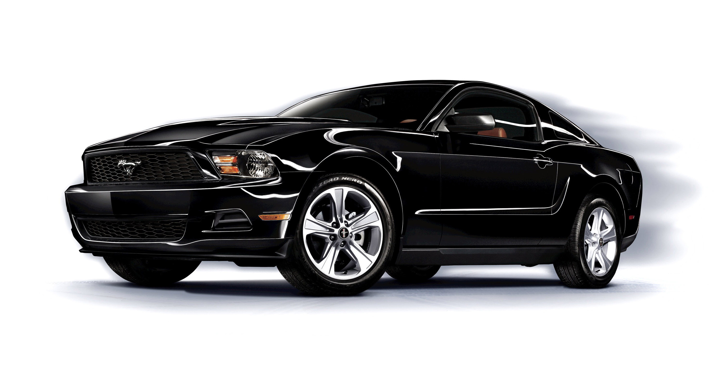 Ford Mustang V-6