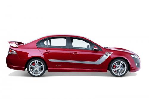 FPV GT-P (2011) - picture 16 of 22