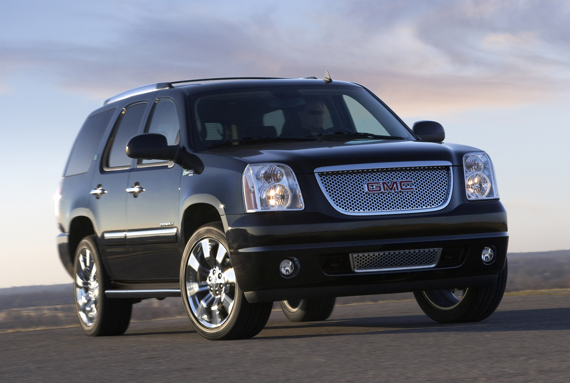 GMC Yukon Denali Hybrid