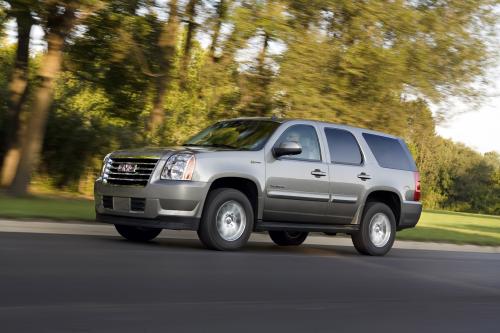 GMC Yukon Denali Hybrid (2011) - picture 1 of 8