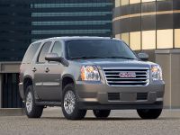 GMC Yukon Denali Hybrid (2011) - picture 2 of 8