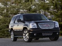 GMC Yukon Denali Hybrid (2011)