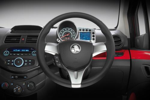 Holden Barina Spark CDX (2011) - picture 1 of 2