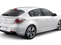 Holden Cruze Show Car (2011) - picture 3 of 6