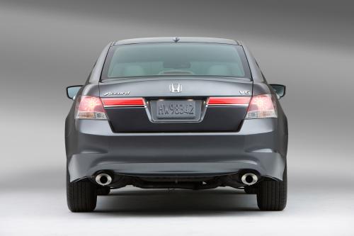 Honda Accord EX-L V6 Sedan (2011) - picture 9 of 11