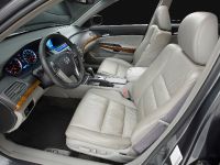 Honda Accord EX-L V6 Sedan (2011) - picture 3 of 11