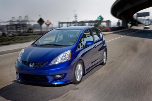 Honda Fit Sport (2011) - picture 1 of 2