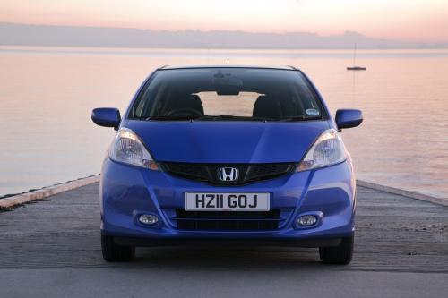 Honda Jazz (2011) - picture 1 of 4
