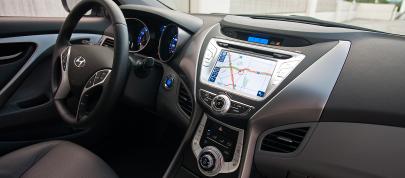 Hyundai Elantra (2011) - picture 12 of 15