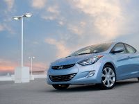 Hyundai Elantra (2011) - picture 3 of 15