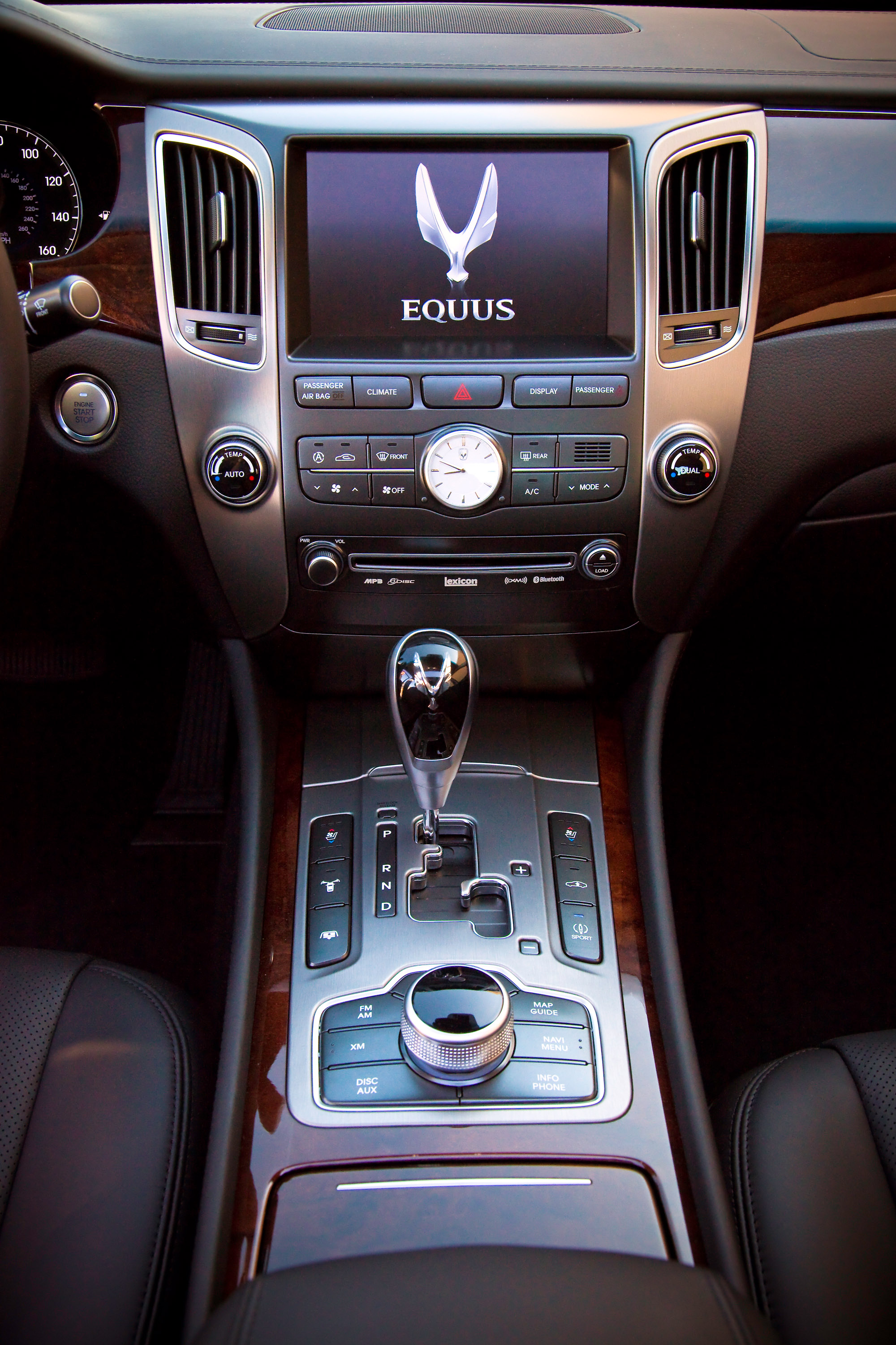 Hyundai Equus