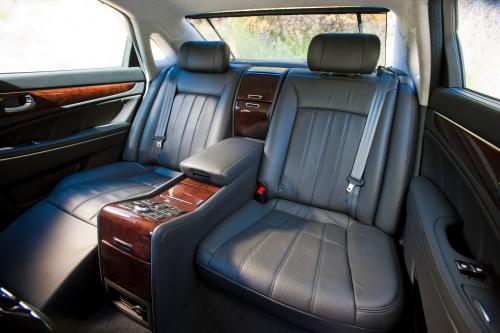 Hyundai Equus (2011) - picture 9 of 22