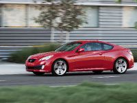 Hyundai Genesis Coupe 3.8 R-Spec (2011) - picture 8 of 14