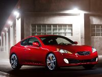 Hyundai Genesis Coupe 3.8 R-Spec (2011) - picture 1 of 14