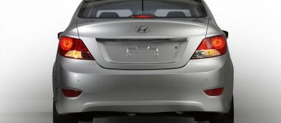Hyundai Solaris (2011) - picture 7 of 12