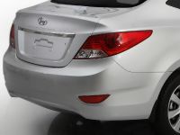 Hyundai Solaris (2011) - picture 1 of 12