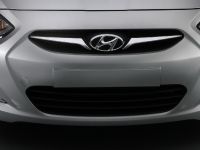 Hyundai Solaris (2011) - picture 4 of 12