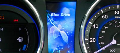 Hyundai Sonata Hybrid (2011) - picture 4 of 16