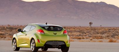 Hyundai Veloster (2011) - picture 7 of 25