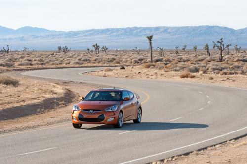 Hyundai Veloster (2011) - picture 24 of 25