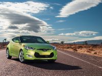 Hyundai Veloster (2011) - picture 10 of 25