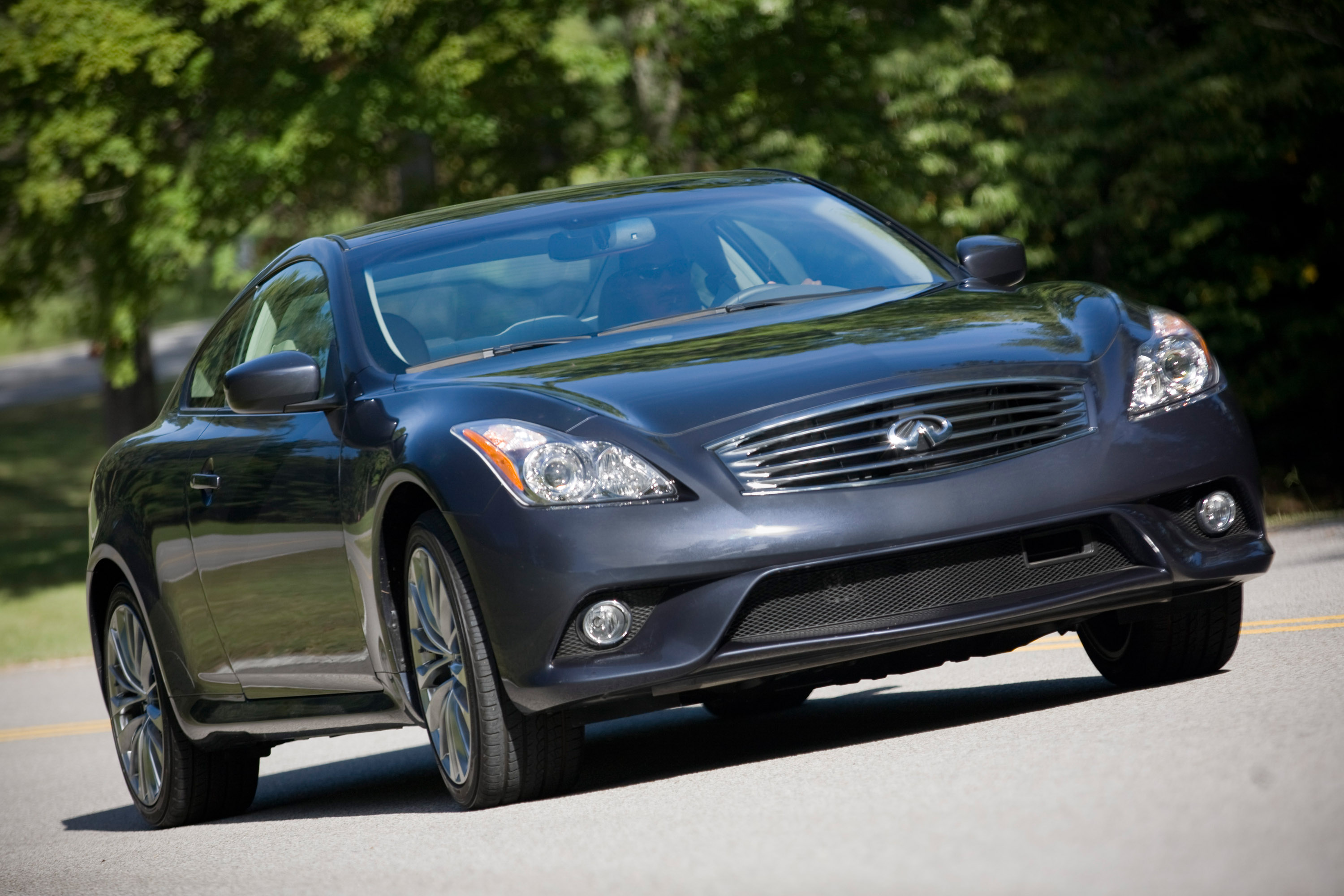 Infiniti G37 Coupe AWD Sport