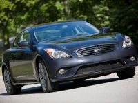 Infiniti G37 Coupe AWD Sport (2011) - picture 4 of 8