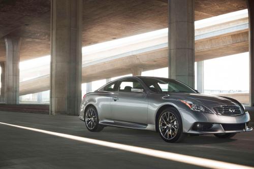 Infiniti IPL G Coupe (2011) - picture 1 of 11