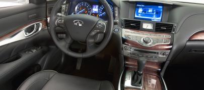 Infiniti M35h (2011) - picture 4 of 6