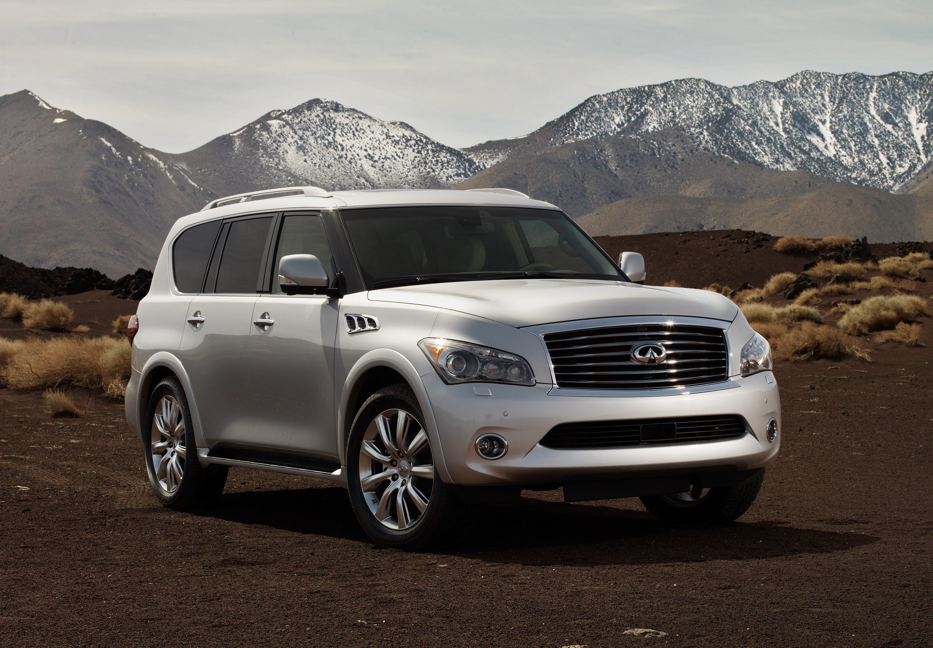 Infiniti QX56