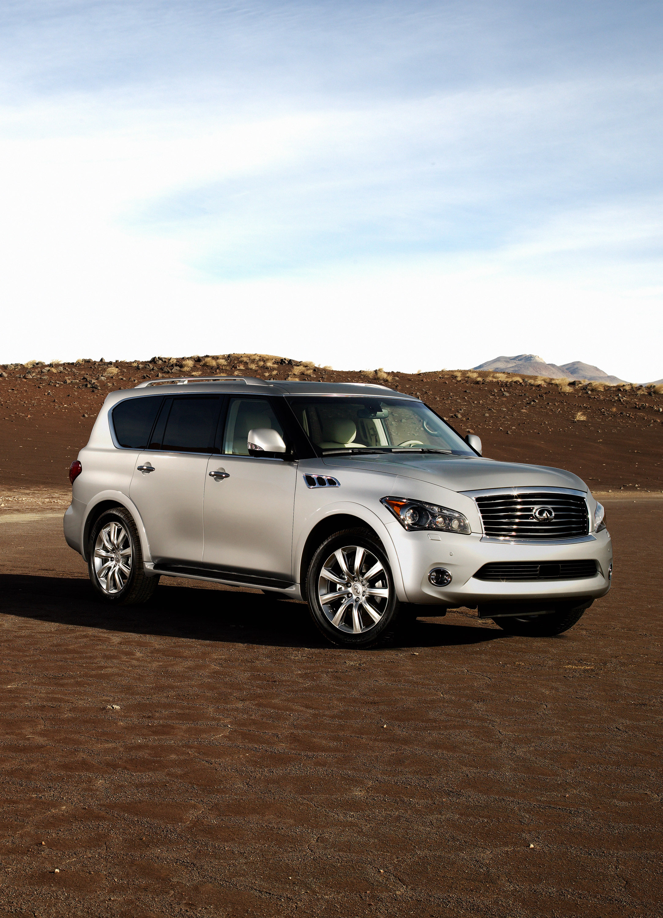 Infiniti QX56