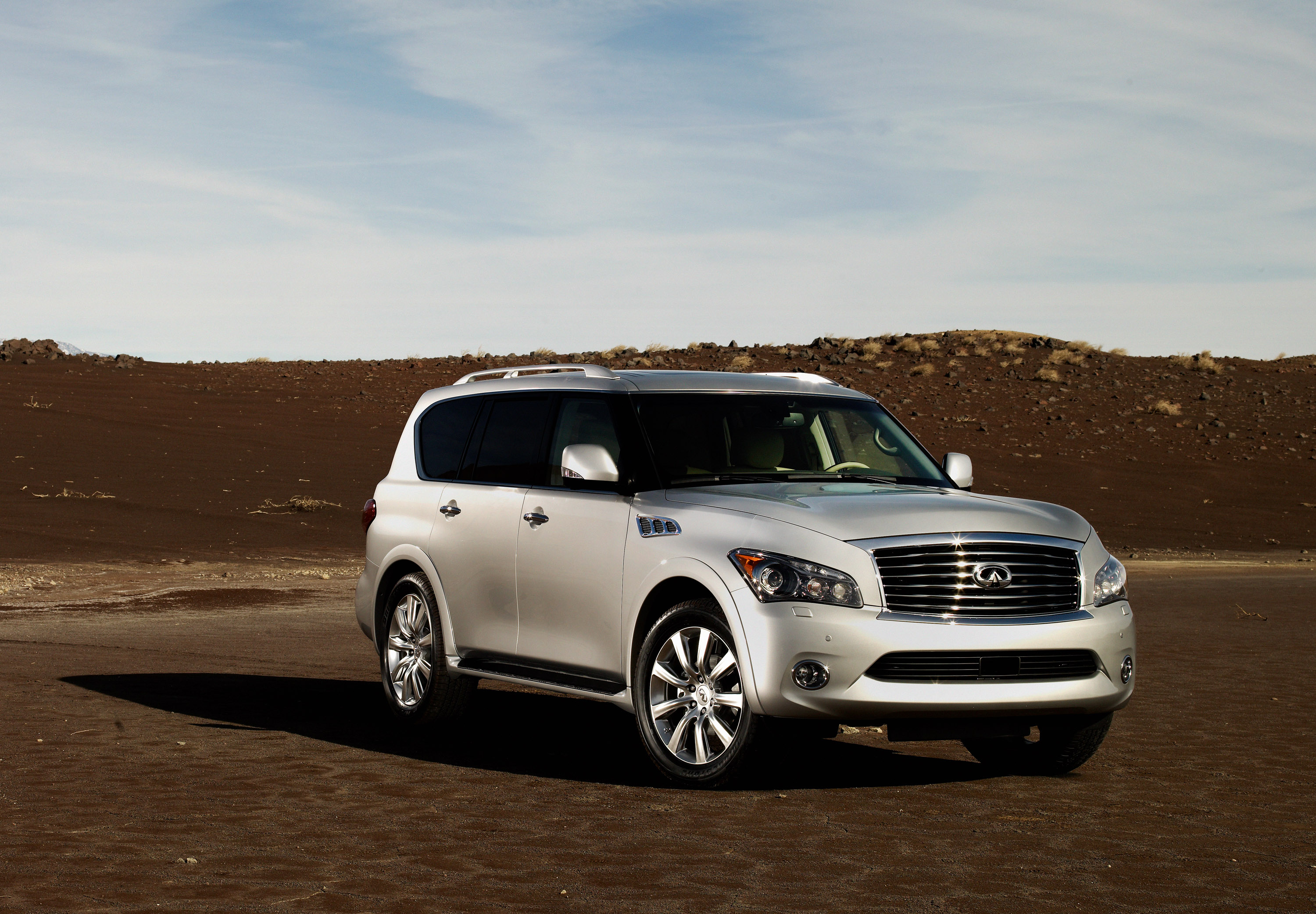 Infiniti QX56