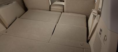 Infiniti QX56 (2011) - picture 52 of 56