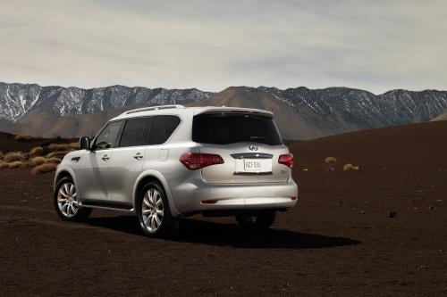 Infiniti QX56 (2011) - picture 9 of 56