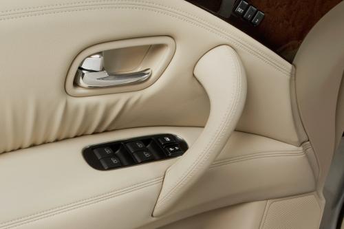 Infiniti QX56 (2011) - picture 41 of 56
