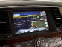 Infiniti QX56 (2011) - picture 35 of 56