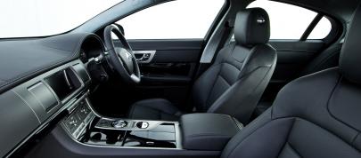 Jaguar XF (2011) - picture 4 of 5