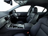 Jaguar XF (2011) - picture 5 of 5