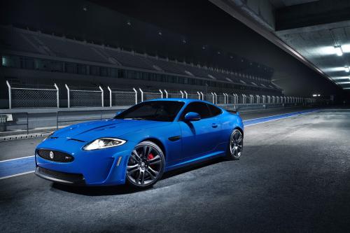 Jaguar XKR-S (2011) - picture 1 of 4