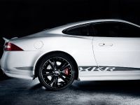 Jaguar XKR (2011) - picture 4 of 26