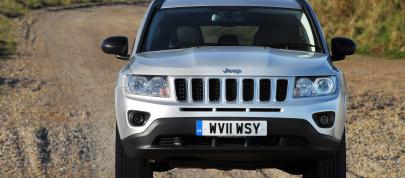 Jeep Compass UK (2011) - picture 4 of 6