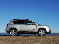 Jeep Compass UK (2011) - picture 3 of 6