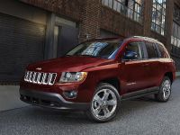 Jeep Compass (2011) - picture 7 of 17