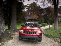 Jeep Compass (2011) - picture 11 of 17