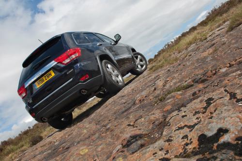 Jeep Grand Cherokee UK (2011) - picture 9 of 16