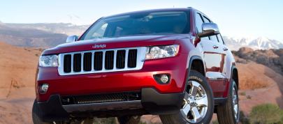 Jeep Grand Cherokee (2011) - picture 7 of 40