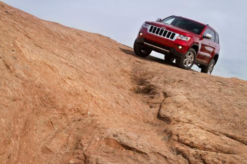 Jeep Grand Cherokee (2011) - picture 8 of 40