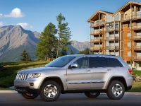 Jeep Grand Cherokee (2011) - picture 1 of 40