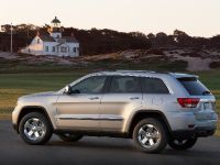Jeep Grand Cherokee (2011) - picture 2 of 40